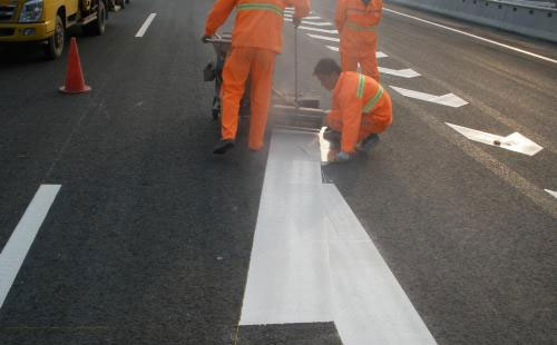 吉木乃丙烯酸标线涂料